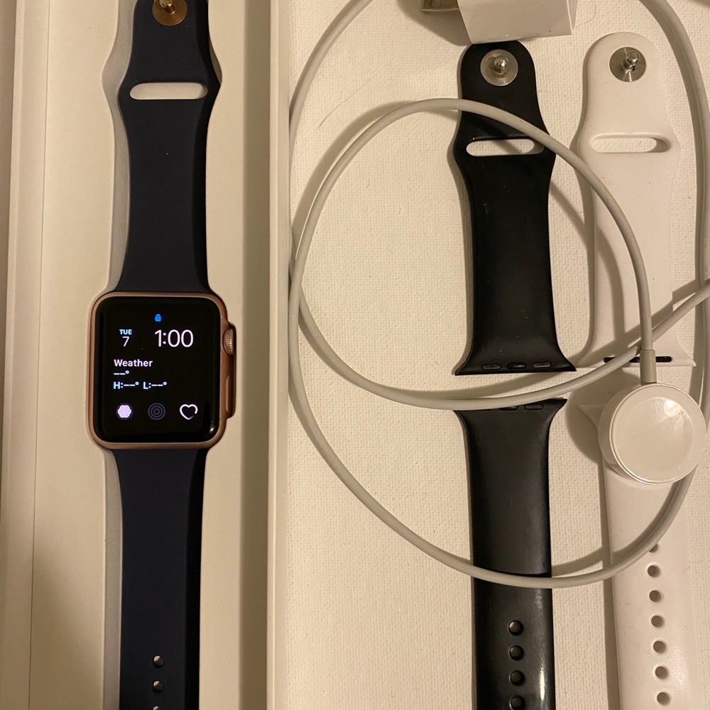 42MM Rose Gold Apple Watch